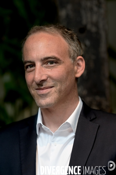 Raphaël Glucksmann présente sa « vision pour la France »