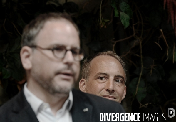 Raphaël Glucksmann présente sa « vision pour la France »