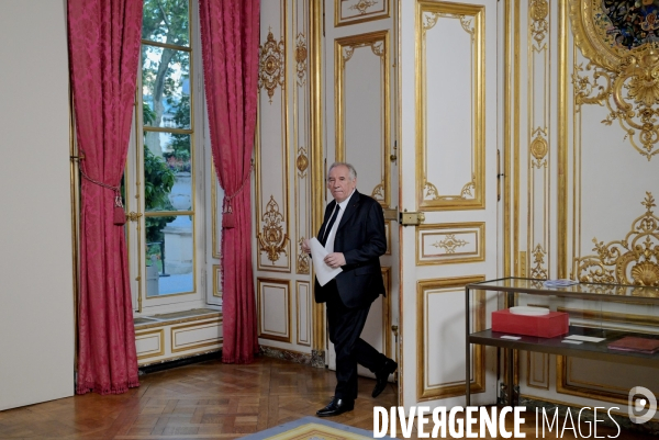 Prise de parole de françois bayrou au lendemain de l échec du conclave sur les retraites