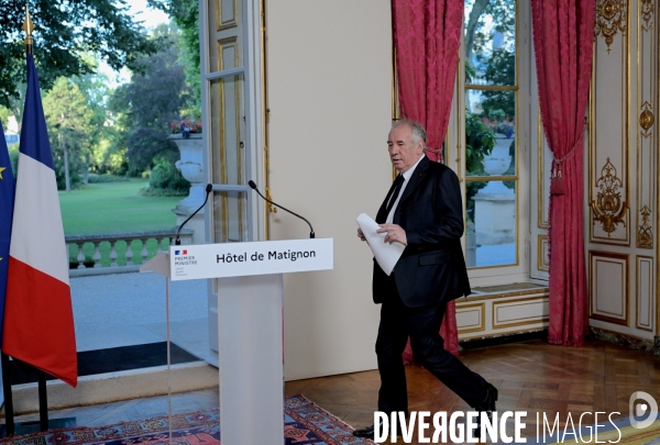 Prise de parole de françois bayrou au lendemain de l échec du conclave sur les retraites