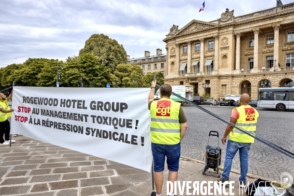 Manifestation CGT  devant  l hotel Crillon
