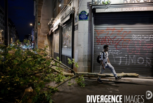 Violent orage à Paris