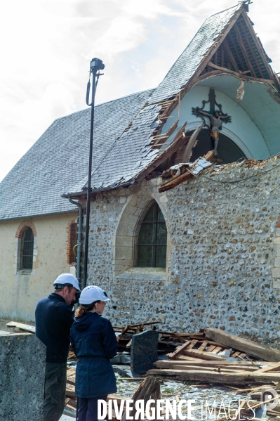 Le clocher de l’église de Valailles arraché par l’orage