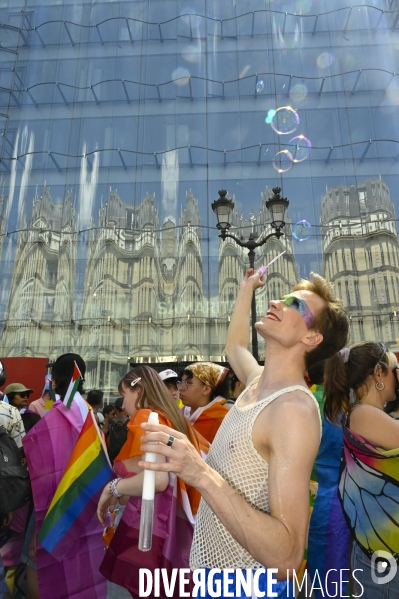 Marche des fiertés 2025. Gay Pride 2025, à Paris.