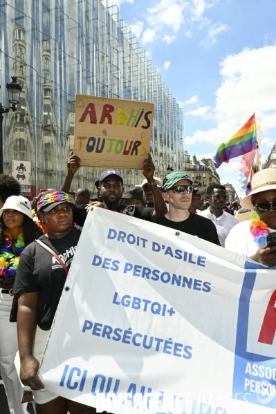 Marche des fiertés 2025. Gay Pride 2025, à Paris.