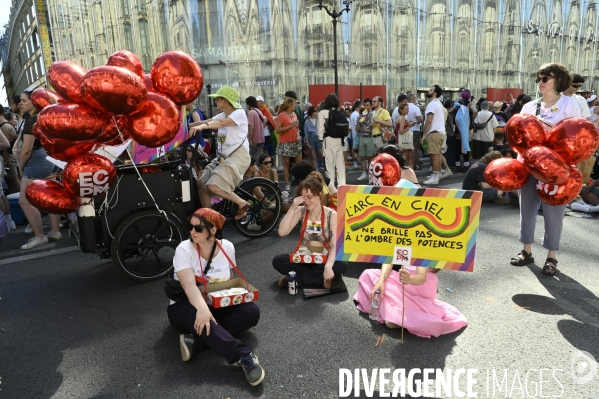 Marche des fiertés 2025. Gay Pride 2025, à Paris.