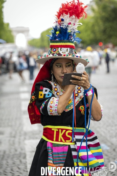 L  Amazonie : Theme du 25e Carnaval Tropical de Paris