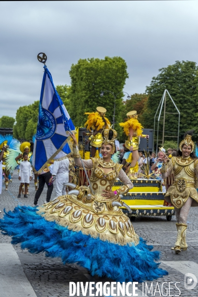 L  Amazonie : Theme du 25e Carnaval Tropical de Paris