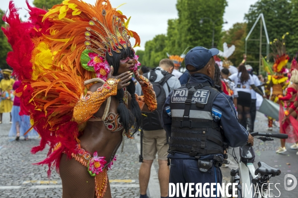 L  Amazonie : Theme du 25e Carnaval Tropical de Paris