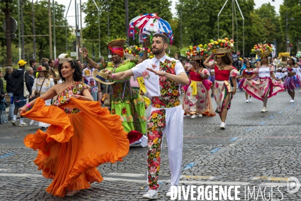 L  Amazonie : Theme du 25e Carnaval Tropical de Paris