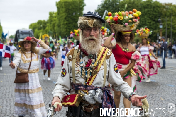L  Amazonie : Theme du 25e Carnaval Tropical de Paris