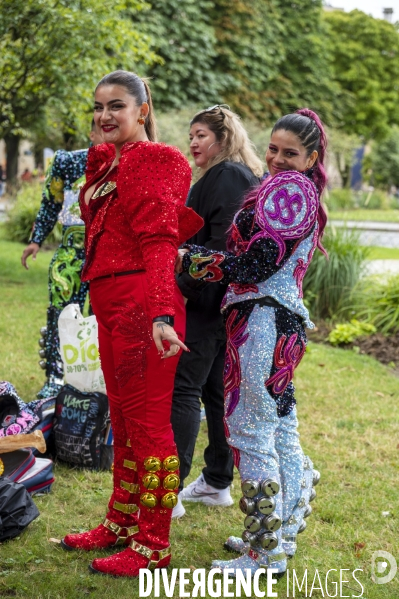 L  Amazonie : Theme du 25e Carnaval Tropical de Paris