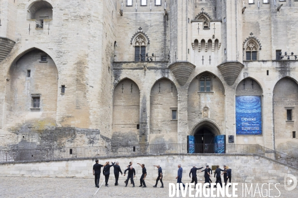 THEY ALWAYS COME BACK de Bouchra Ouizguen