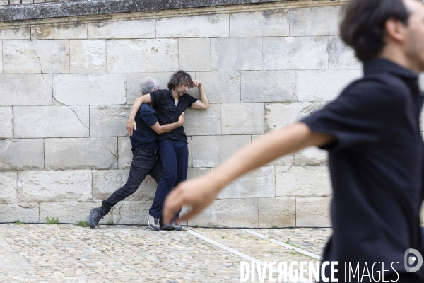 THEY ALWAYS COME BACK de Bouchra Ouizguen