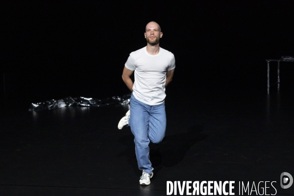 GOOD LUCK de Amit Noy