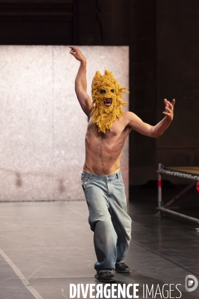 DELIRIOUS NIGHT  de Mette Ingvartsen