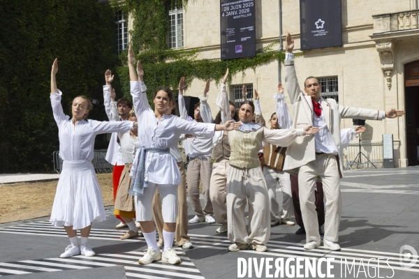 Clowns - Hofesh Shechter - Cellule d’excellence d’Epsedanse
