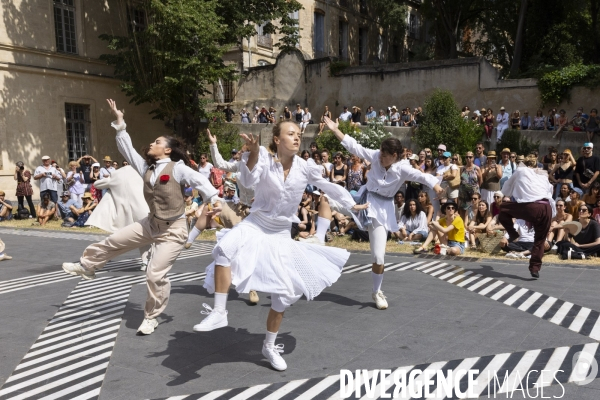 Clowns - Hofesh Shechter - Cellule d’excellence d’Epsedanse
