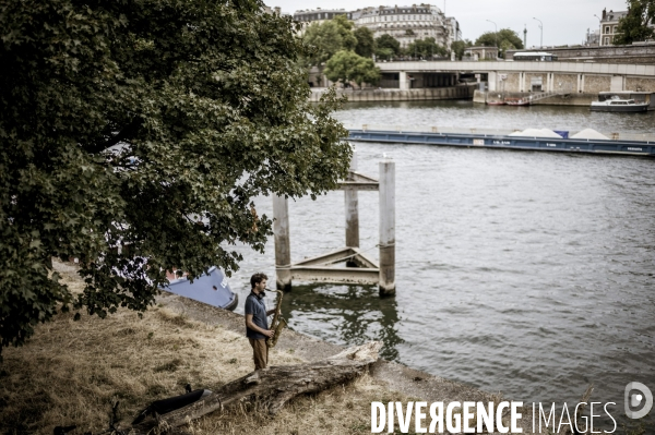 Quai de seine.