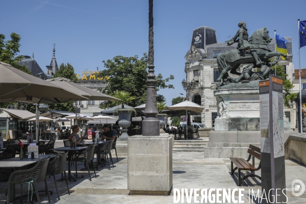 Ville de Cognac et ses vignes