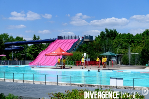 Un été à la piscine