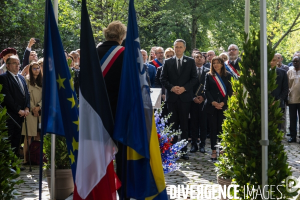 Mémorial du génocide de Srebrenica au cimetière Père Lachaise