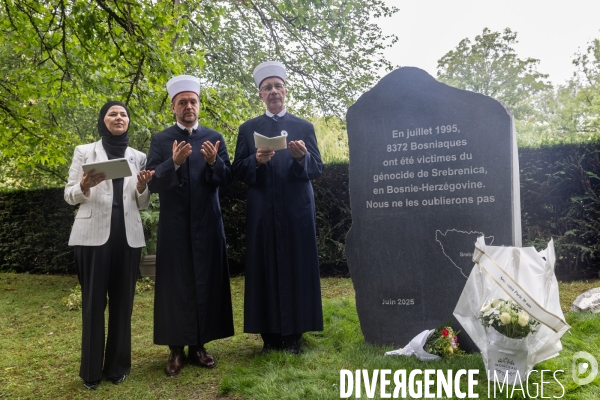 Mémorial du génocide de Srebrenica au cimetière Père Lachaise
