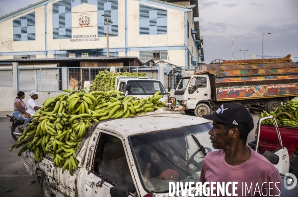 Travailleurs haitiens en republique dominicaine.