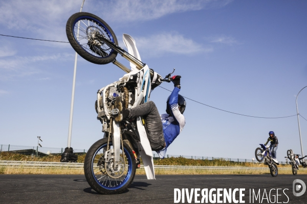 L association SOS Rodéo organise une session sur Bordeaux de Cross-Bitume