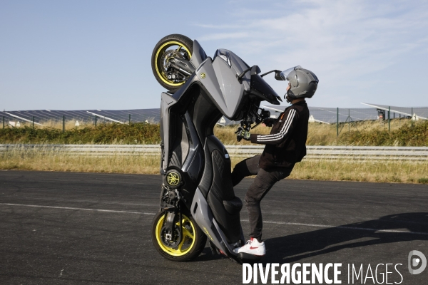 L association SOS Rodéo organise une session sur Bordeaux de Cross-Bitume