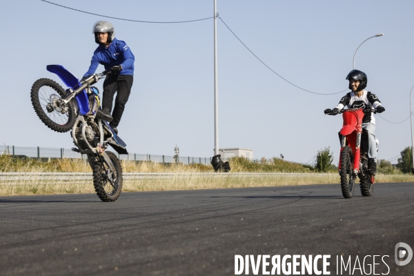 L association SOS Rodéo organise une session sur Bordeaux de Cross-Bitume