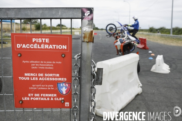 L association SOS Rodéo organise une session sur Bordeaux de Cross-Bitume