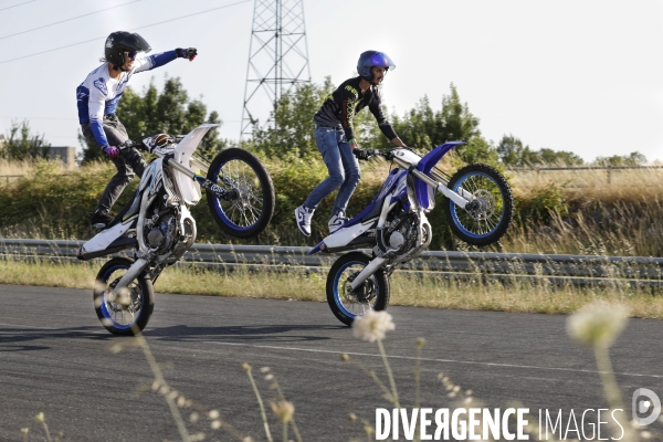 L association SOS Rodéo organise une session sur Bordeaux de Cross-Bitume