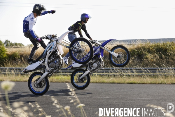 L association SOS Rodéo organise une session sur Bordeaux de Cross-Bitume