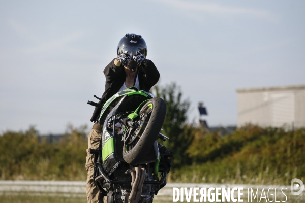 L association SOS Rodéo organise une session sur Bordeaux de Cross-Bitume