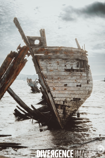 Cimetière de bateaux de Rostellec de la presqu’île Crozon