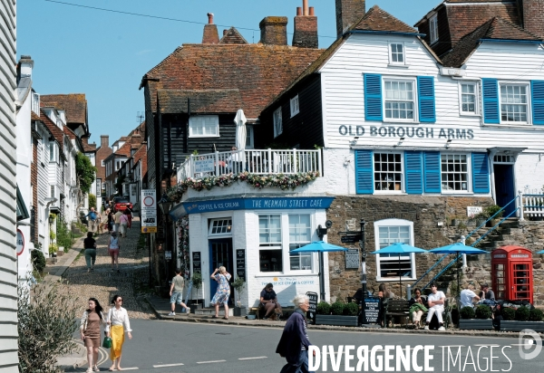 Illustration du mois d Aout 2025