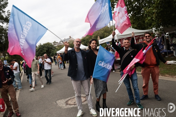 Debout - meeting commun