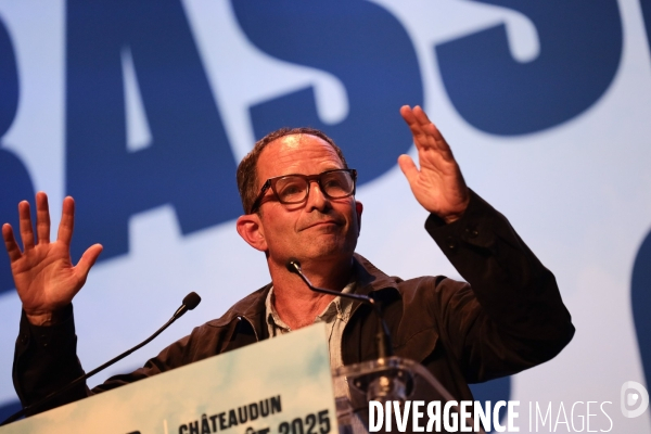 Debout - meeting commun