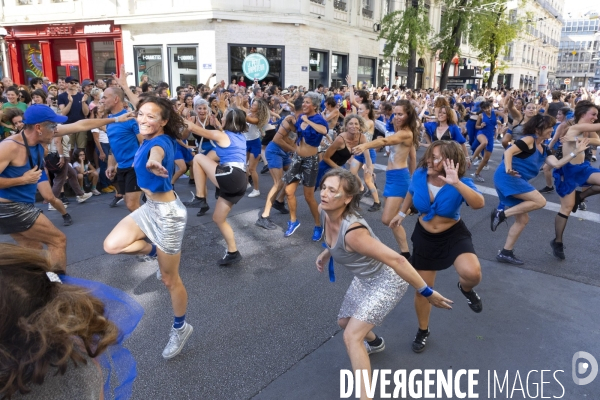 Défilé de la Biennale de la Danse de Lyon