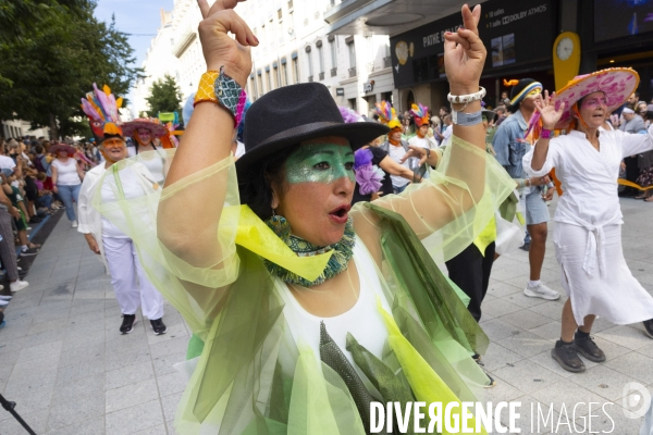 Défilé de la Biennale de la Danse de Lyon