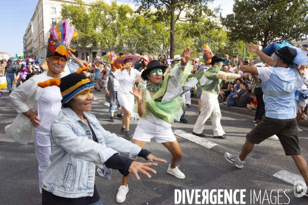 Défilé de la Biennale de la Danse de Lyon