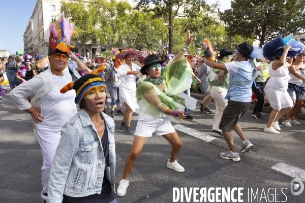 Défilé de la Biennale de la Danse de Lyon