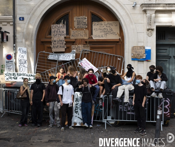 Mouvement  BLOQUONS TOUT  à Marseille