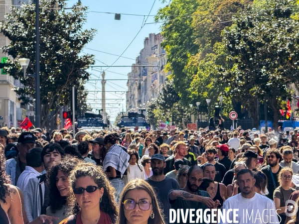 Mouvement  BLOQUONS TOUT  à Marseille