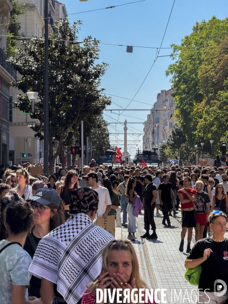 Mouvement  BLOQUONS TOUT  à Marseille