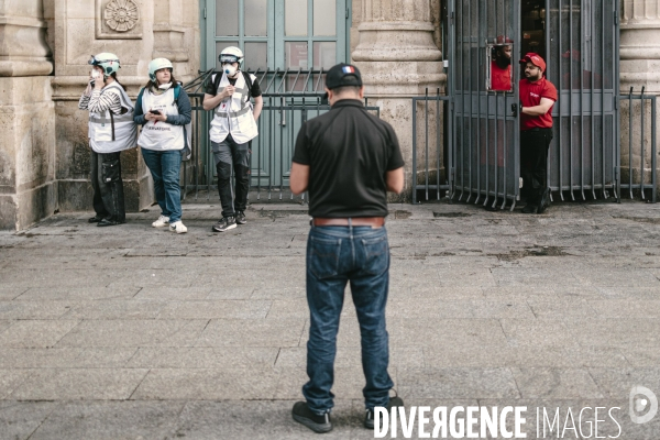 Mouvement du 10 septembre Bloquons tout a Paris