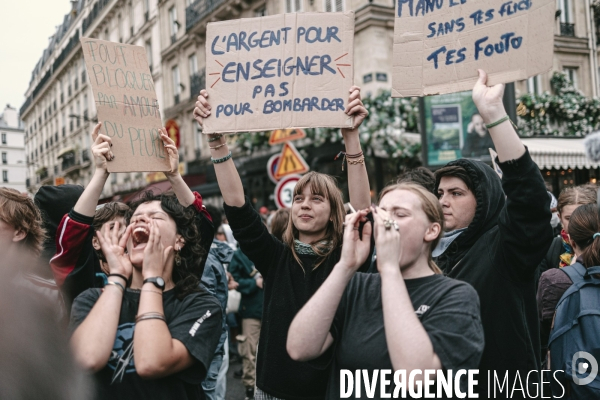 Mouvement du 10 septembre Bloquons tout a Paris