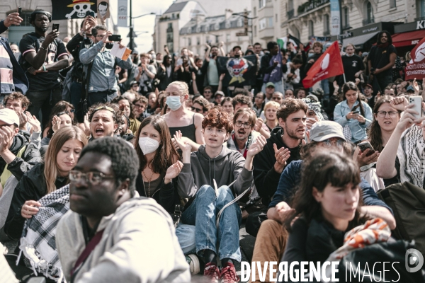 Mouvement du 10 septembre Bloquons tout a Paris
