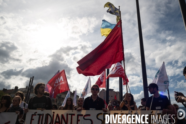 Bloquons Tout , manifestation du 10 septembre à Grenoble